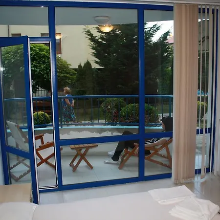 Apartman In Blue Marine Ravda