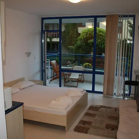 Apartman In Blue Marine